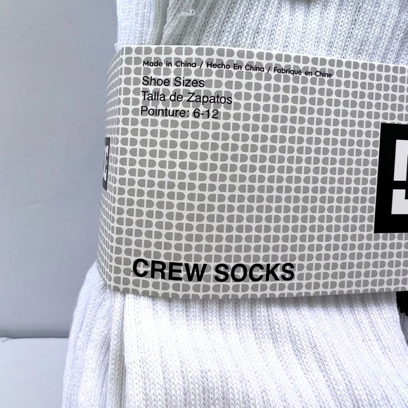 DC CO, 5 PAIRS OF CREW SOCKS, WITH RED & BLACK TOE COLORS - Picture 8 of 11